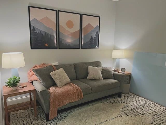 Daybreak Therapy's in-person counseling room in Mt. Juliet, TN